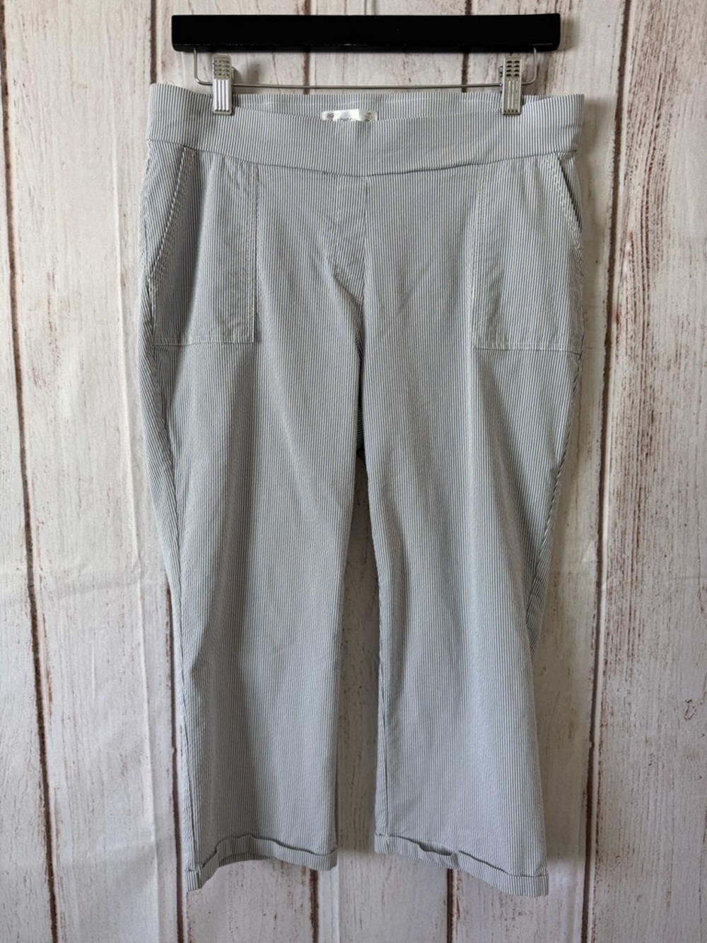 89th + Madison Women's Blue and White Striped Millenium
Pull-On Crop Pants